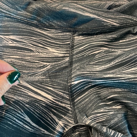 Aerie Chill. Play. Move crop leggings 21” - Picture 6 of 8